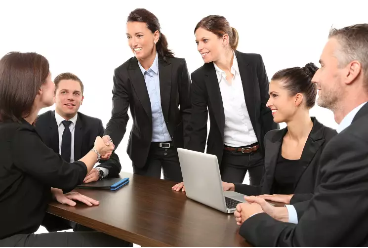 10 tanda kantor © 2024 brilio.net