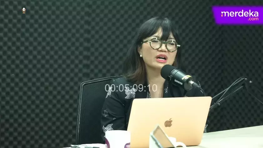 Fakta Stella Christie Guru Besar  © berbagai sumber Fakta Stella Christie Guru Besar  © berbagai sumber