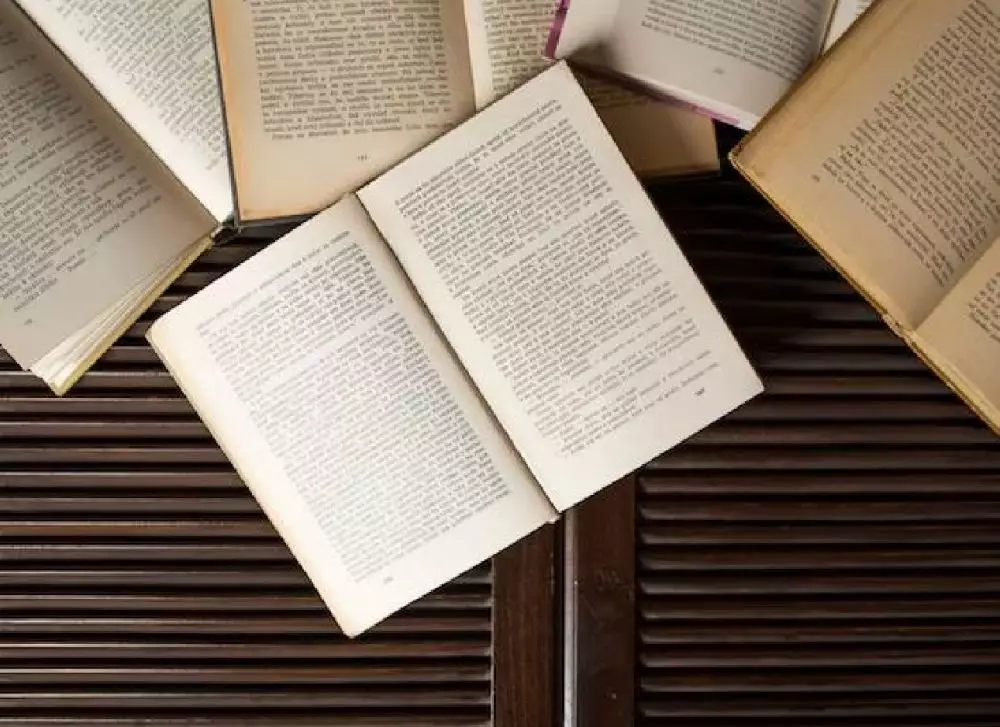 Alasan novel metropop selalu menarik freepik.com Alasan novel metropop selalu menarik freepik.com