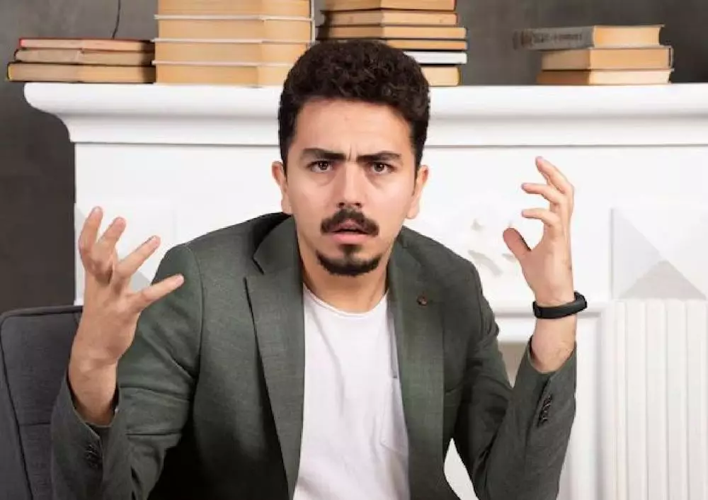 sikap atasan nyebelin freepik.com