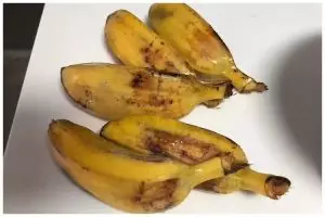 Cara rebus pisang kepok agar hemat gas dan warnanya cerah tidak menghitam