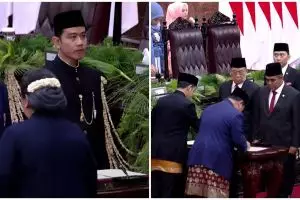 Ditandai pertukaran tempat duduk dengan Jokowi-Ma'aruf Amin, Prabowo-Gibran resmi jadi Presiden-Wapres