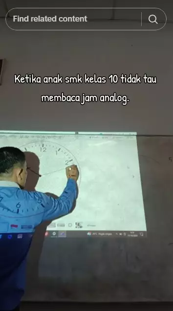 momen murid SMK tak bisa baca jam analog © TikTok