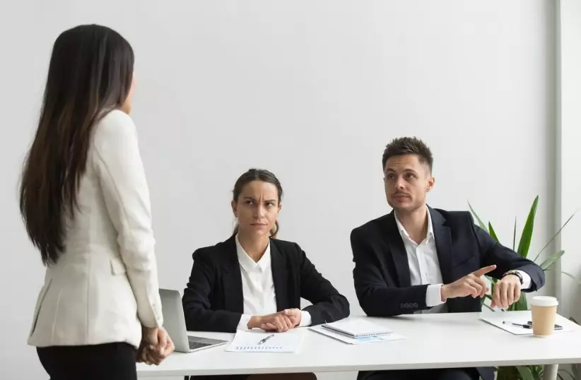 8 Fakta yang nggak akan kamu dengar © 2024 brilio.net 8 Fakta yang nggak akan kamu dengar © 2024 brilio.net