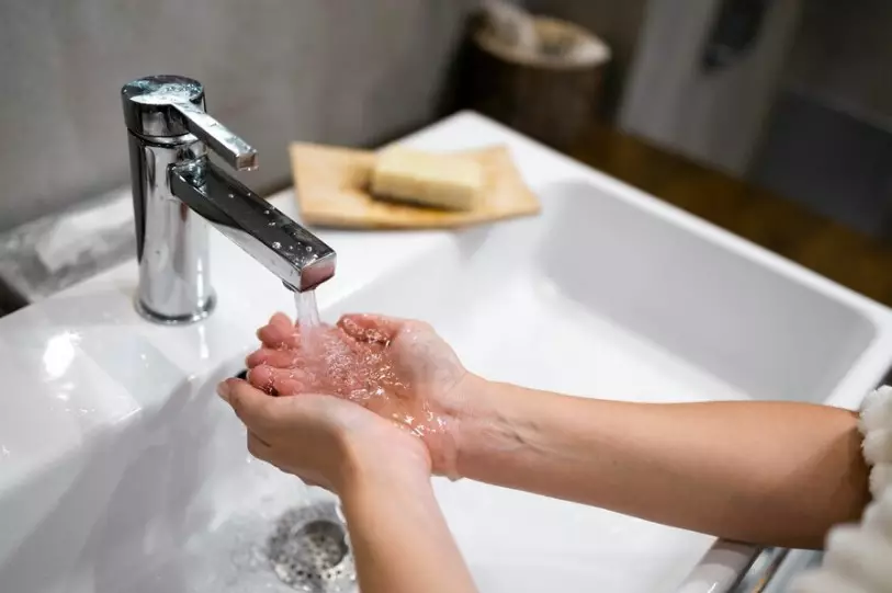 Faringitis di musim pancaroba © 2024 brilio.net Faringitis di musim pancaroba © 2024 brilio.net