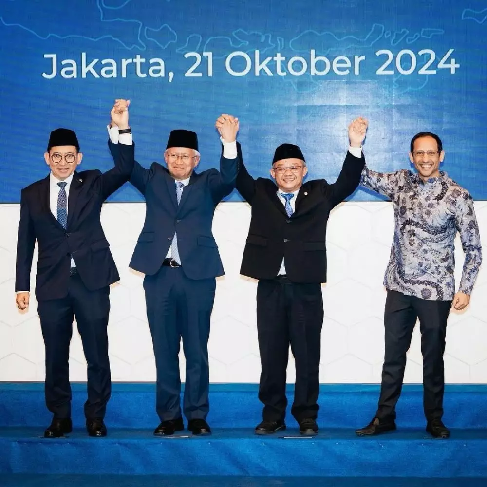 wajib belajar 13 tahun dan UN Berbagai sumber wajib belajar 13 tahun dan UN Berbagai sumber