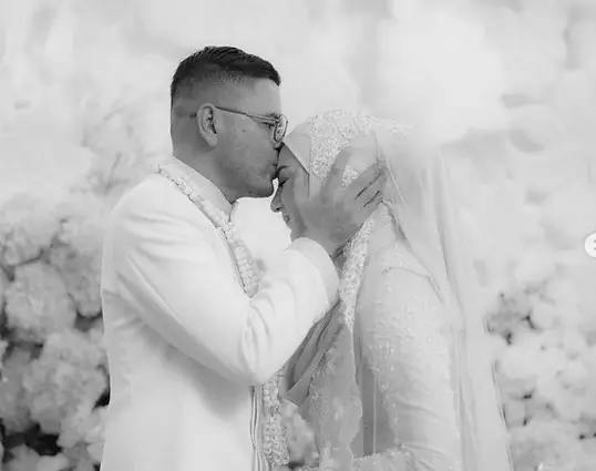 Ryana Dea ungkap perjalanan pernikahan Irish Bella dan Hardy berbagai sumber Ryana Dea ungkap perjalanan pernikahan Irish Bella dan Hardy berbagai sumber