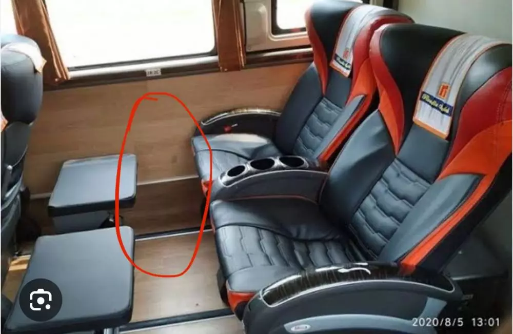 Pria apes kehilangan laptop di bus X Pria apes kehilangan laptop di bus X
