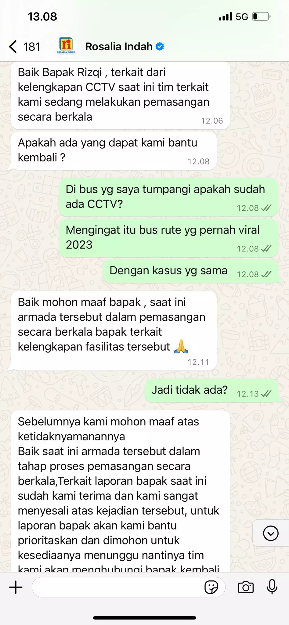 Pria apes kehilangan laptop di bus X Pria apes kehilangan laptop di bus X
