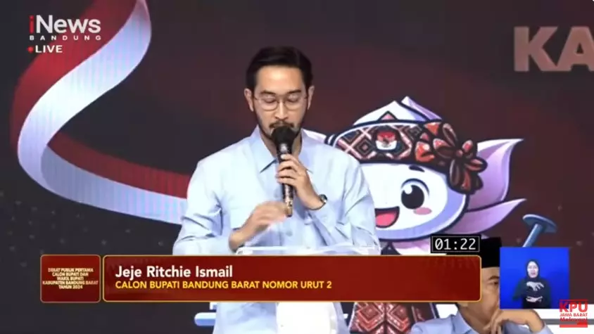 Jeje Govinda jawab pertanyaan di debat © berbagai sumber Jeje Govinda jawab pertanyaan di debat © berbagai sumber