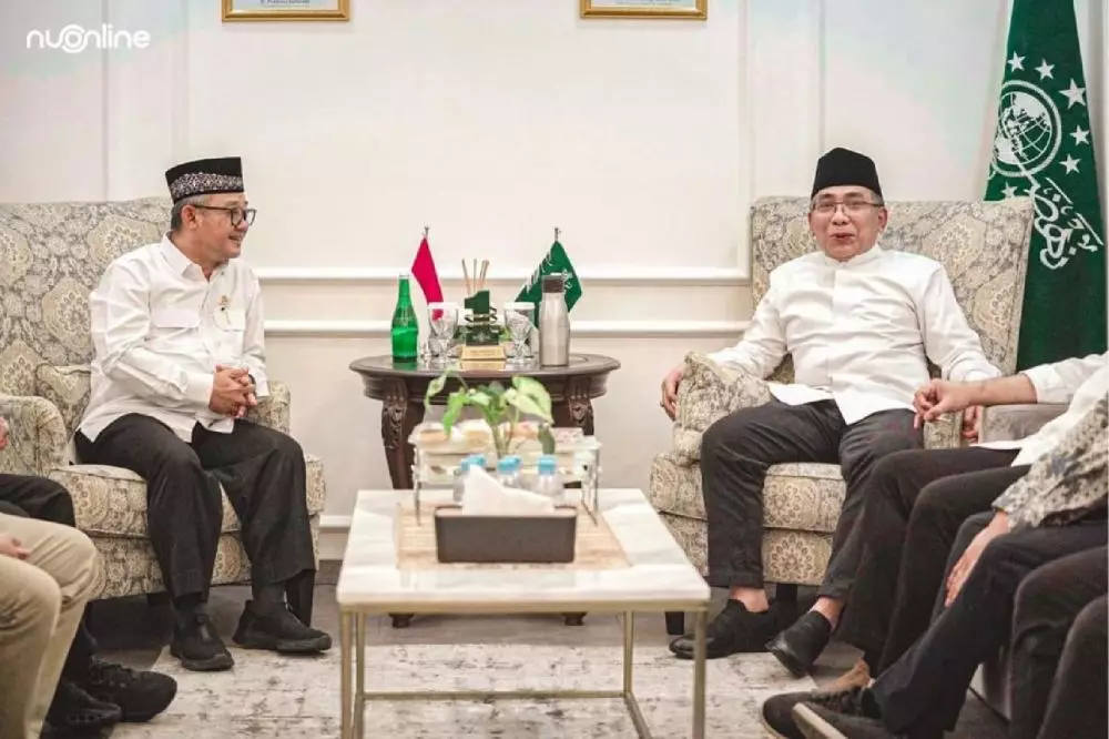 mendikdasmen tekan kekerasan guru Instagram mendikdasmen tekan kekerasan guru Instagram