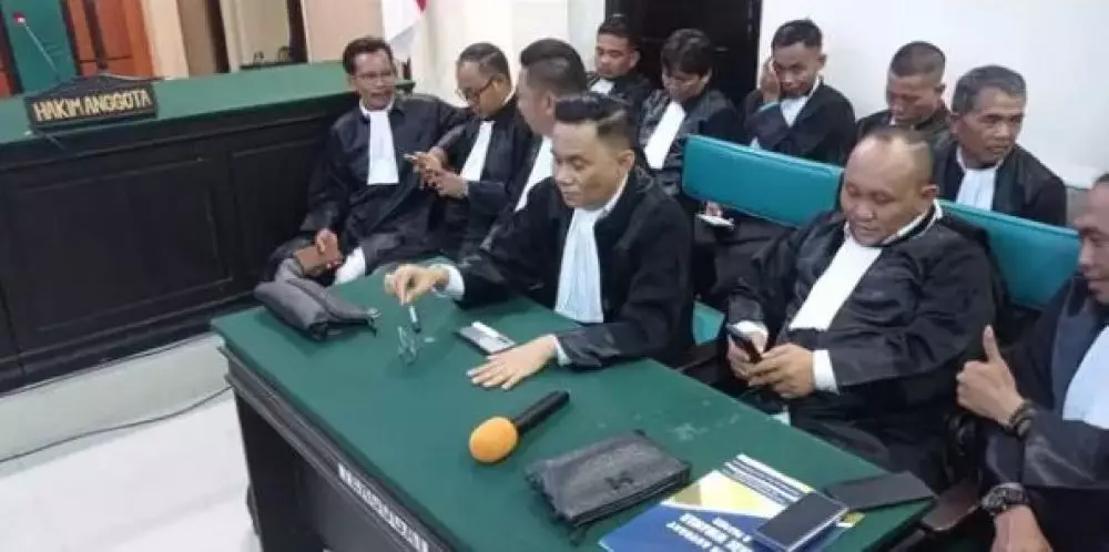 Mendikdasmen selesaikan kasus supriyani X