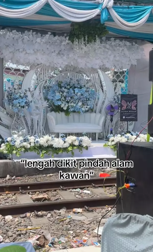 Gelar pernikahan di dekat rel kereta api TikTok/@azimah_makeup Gelar pernikahan di dekat rel kereta api TikTok/@azimah_makeup