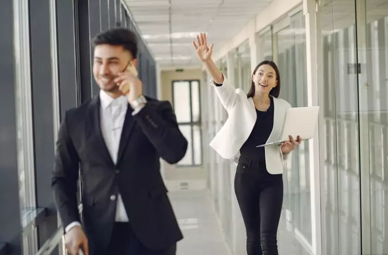 Alasan klasik telat masuk kantor © 2024 brilio.net Alasan klasik telat masuk kantor © 2024 brilio.net