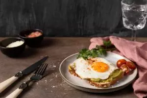 7 Makanan kalori rendah protein tinggi, serba lezat dan bikin nagih