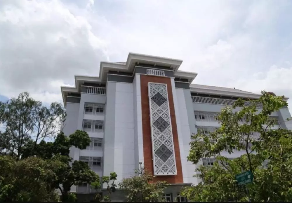 sikap UGM atas kasus plagiarisme Berbagai sumber