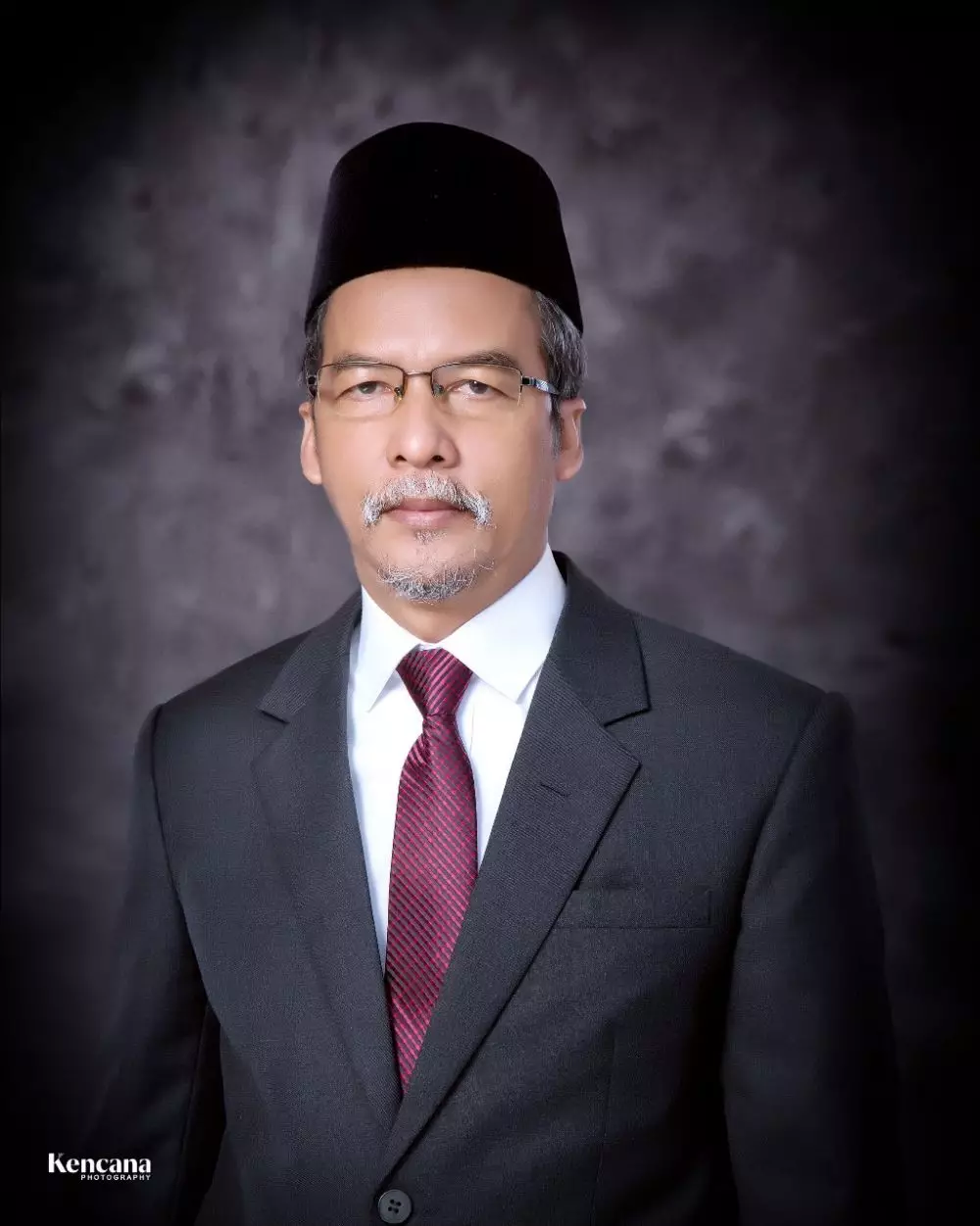 Dekan FIB UGM © 2024 brilio.net Dekan FIB UGM © 2024 brilio.net