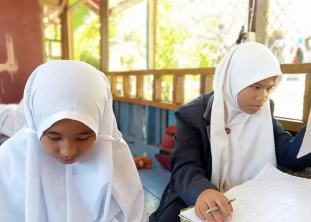 Pengamat pendidikan ini minta kembalikan UN Berbagai sumber Pengamat pendidikan ini minta kembalikan UN Berbagai sumber