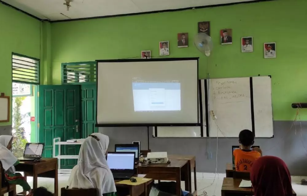 keluh kesan guru di Tasikmalaya Berbagai sumber keluh kesan guru di Tasikmalaya Berbagai sumber