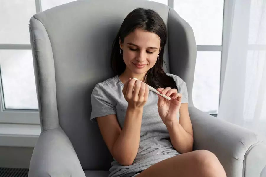 Arti potong kuku malam hari © 2024 freepik.com Arti potong kuku malam hari © 2024 freepik.com