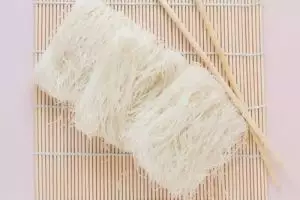 7 Menu diet simpel dari bihun, enak, kenyal, dan antigagal