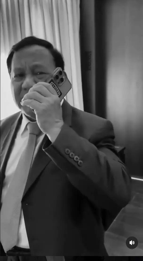 Prabowo Subianto telepon Donald Trump © Instagram Prabowo Subianto telepon Donald Trump © Instagram