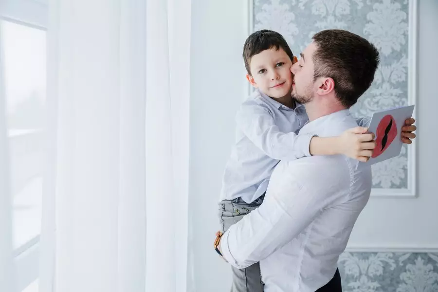 12 November diperingati sebagai Hari Ayah Nasional © 2024 freepik.com 12 November diperingati sebagai Hari Ayah Nasional © 2024 freepik.com