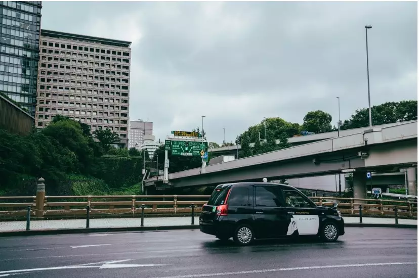 12 aturan berkendara di jalan tol yang wajib diketahui © 2024 brilio.net