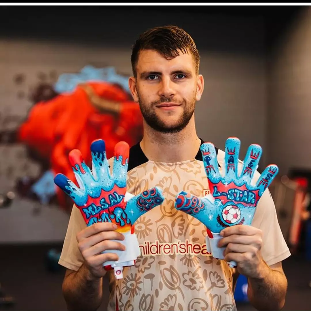 Momen lucu Maarten Paes hafalkan lagu Abang Tukang Bakso, 'ditatar' Sandy Walsh