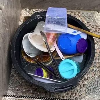 Tak perlu diberi sabun satu-satu, ini trik cuci piring agar tetap kesat meski jumlahnya banyak