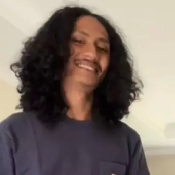 Perubahan cowok berambut gondrong mirip Vadel Badjideh usai potong rambut, hasilnya bak beda orang