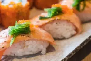 7 Menu diet pakai nasi ala rumahan, serba mudah dibuat dan bikin nagih