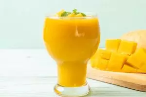 7 Menu jus buah untuk diet, serba menyegarkan dan bikin nagih