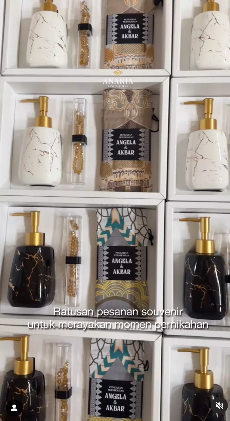 Suvenir nikahan anak Andika Perkasa © 2024 Instagram Suvenir nikahan anak Andika Perkasa © 2024 Instagram