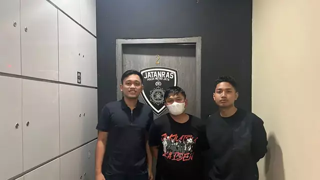 Buronan Judi Online © 2024 berbagai sumber Buronan Judi Online © 2024 berbagai sumber