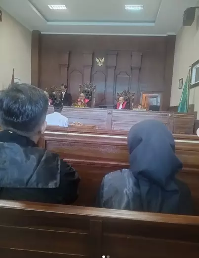 Inul Daratista memenjarakan OB © 2024 Instagram