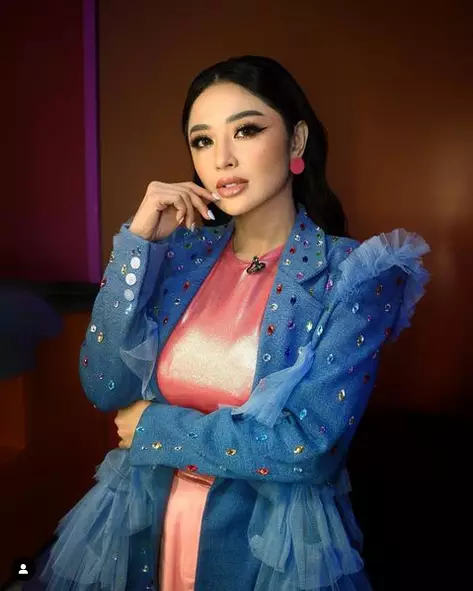 Seleb yang ditipu karyawan sendiri berbagai sumber