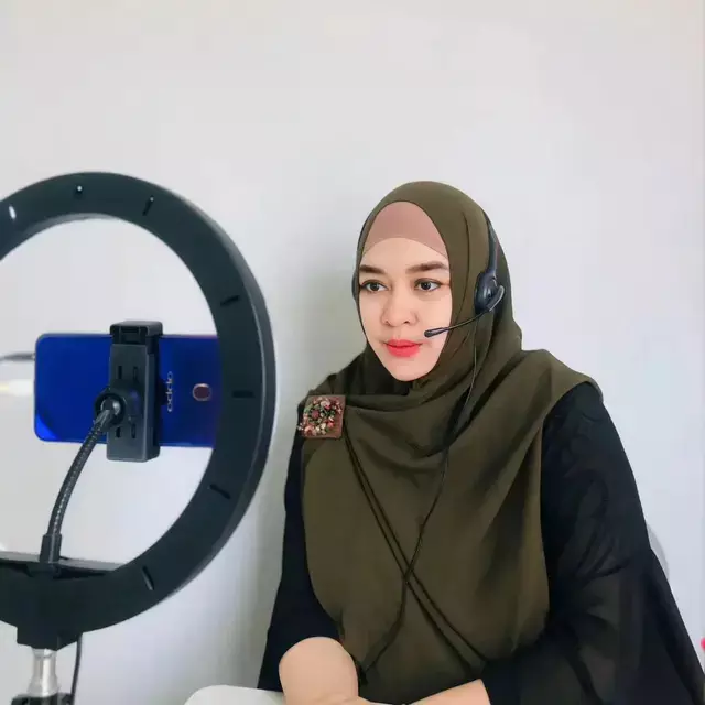 Fakta mengejutkan Zeda Salim, mantan presenter yang diduga jadi korban KDRT