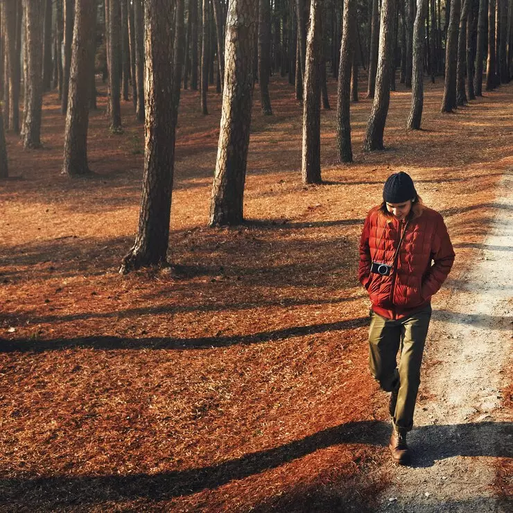 Apa itu silent walking dan manfaatnya © 2024 freepik.com Apa itu silent walking dan manfaatnya © 2024 freepik.com