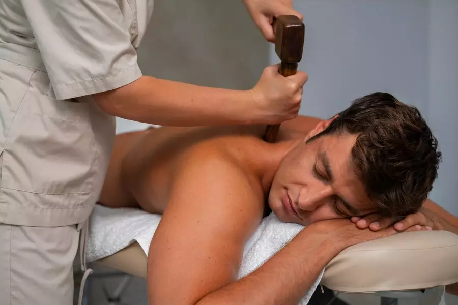 makna mitos kerokan © 2024 freepik.com