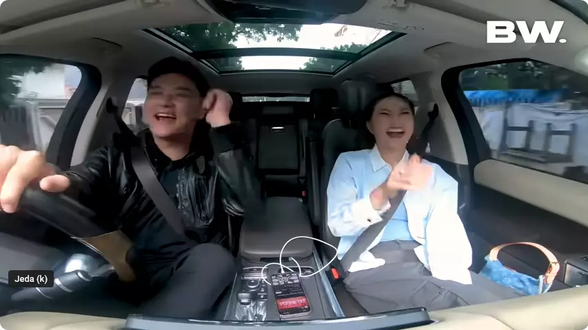 Ungkapan Betrand Peto mengenai Sarawendah yang dijodoh-jodohkan berbagai sumber Ungkapan Betrand Peto mengenai Sarawendah yang dijodoh-jodohkan berbagai sumber