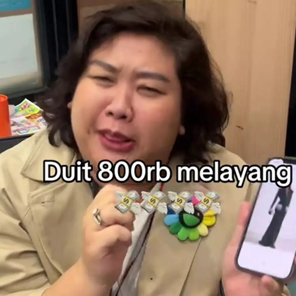 Momen wanita beli baju online seharga Rp800 ribu, pas di-unboxing ini bikin nyesek