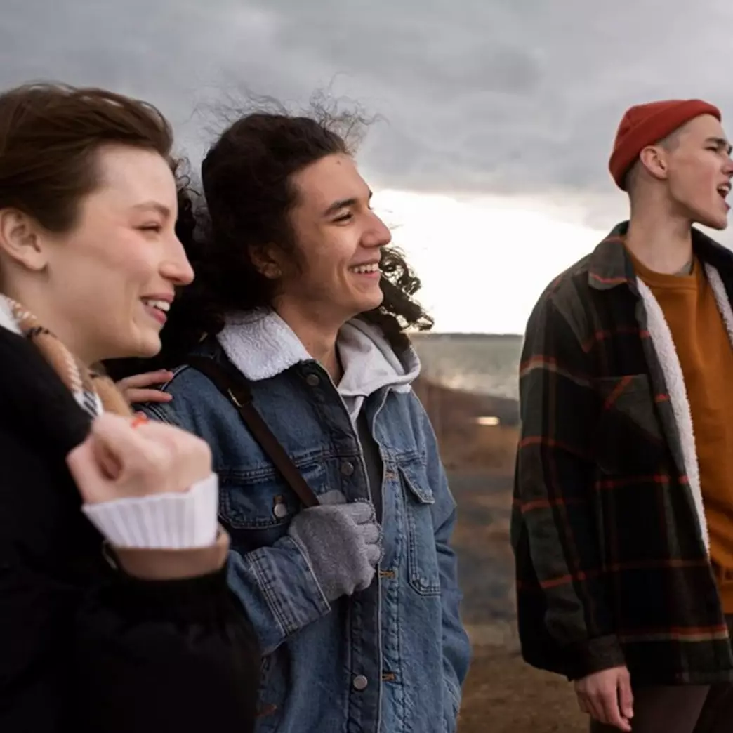 Marak aksi tawuran di kalangan remaja, begini 8 peran orang tua dalam mencegahnya