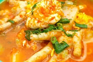 11 Masakan rumahan resep seblak mie yang gurih, pedas, dan bikin nagih