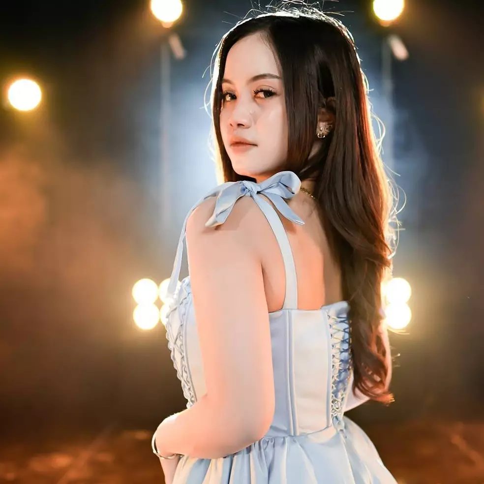 Sering jadi sound di TikTok, ini lirik lagu Gara-Gara Sebotol Minuman dipopulerkan Ajeng Febria