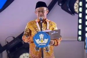 Tak hanya naik gaji, guru ASN juga bakal bisa mengajar di sekolah swasta