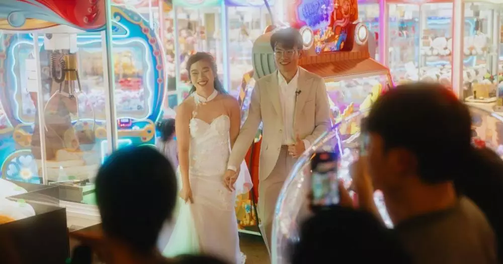 Pasangan menikah di Timezone © 2024 Asia One Pasangan menikah di Timezone © 2024 Asia One