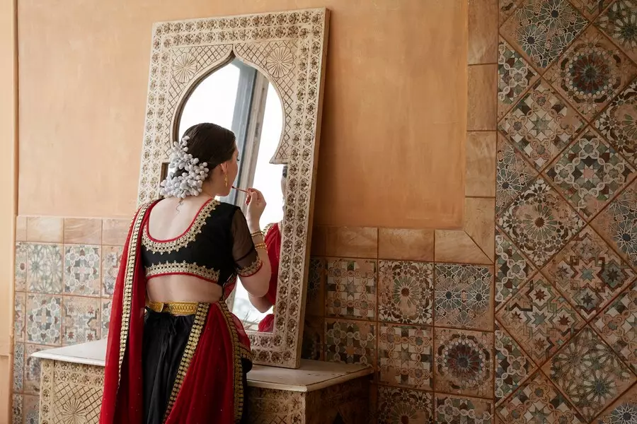 arti mitos cermin pecah © 2024 freepik.com arti mitos cermin pecah © 2024 freepik.com