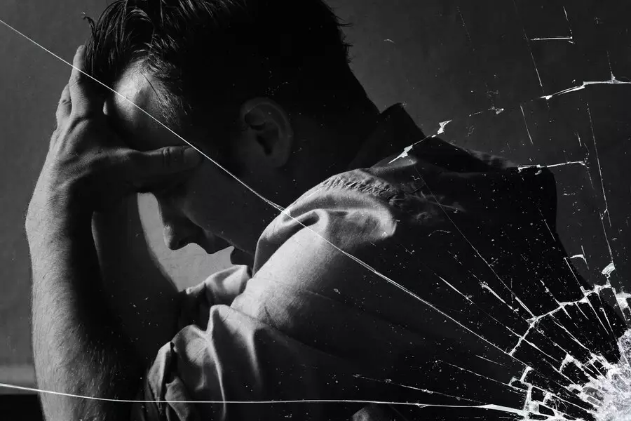 arti mitos cermin pecah © 2024 freepik.com arti mitos cermin pecah © 2024 freepik.com