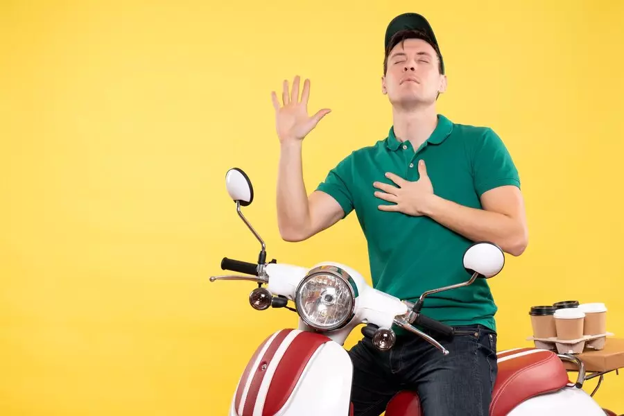 Cara mengontrol emosi saat berkendara di jalan © 2024 freepik.com